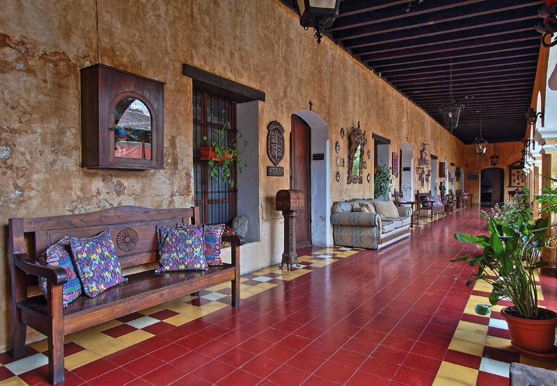 Hotel Convento Santa Catalina By Ahs Антигуа-Гватемала Экстерьер фото