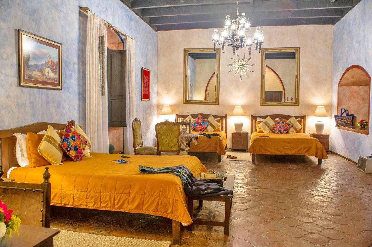 Hotel Convento Santa Catalina By Ahs Антигуа-Гватемала Номер фото